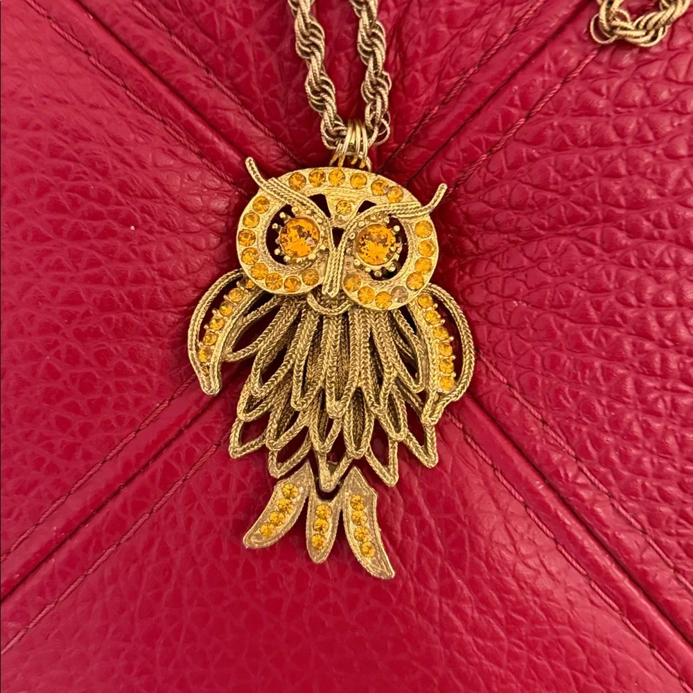 Vtg Goldtone With goldtone Rhinestones movement Owl Pendant Necklace - Picture 5 of 9